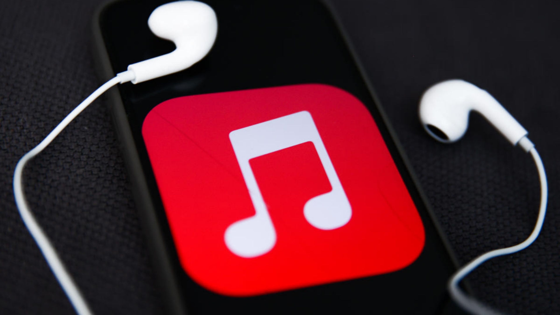 Apple informs musicians that using spatial audio can increase their revenue significantly.
