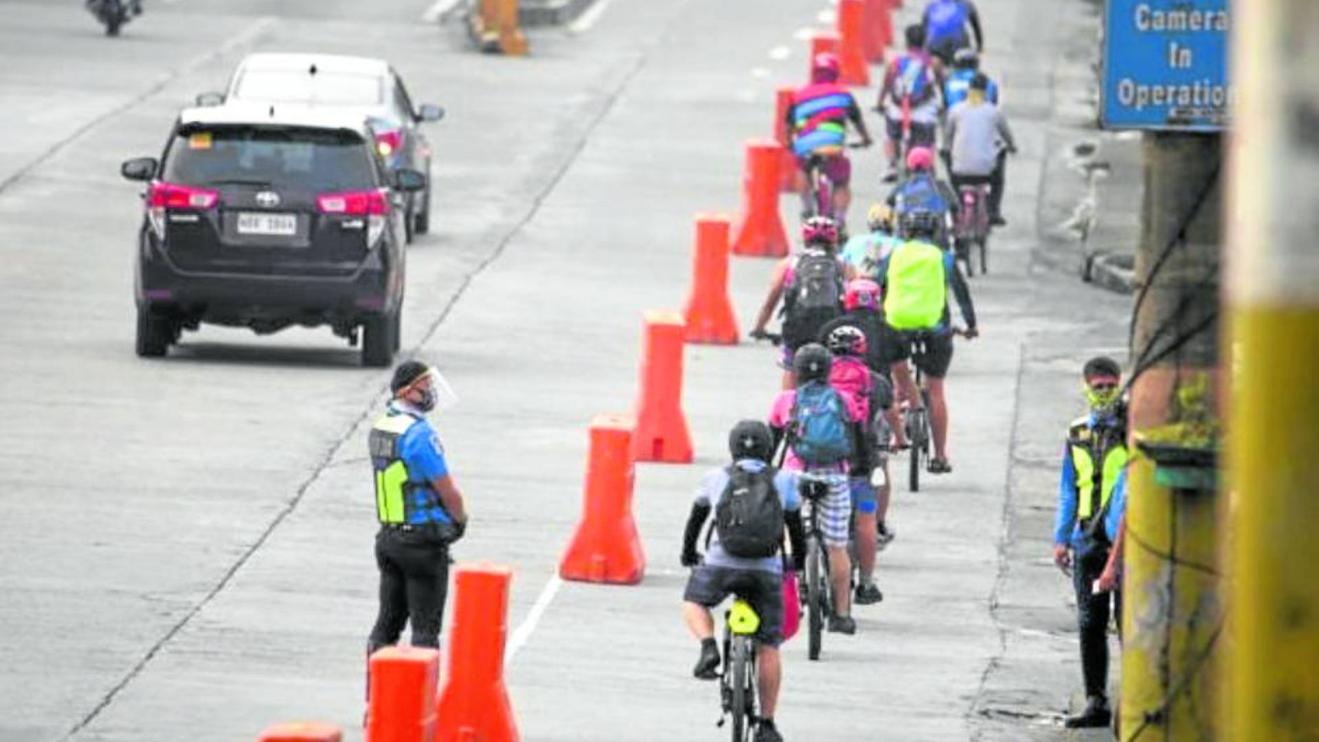 Motorcycle users that use Edsa bike lanes will be fined.