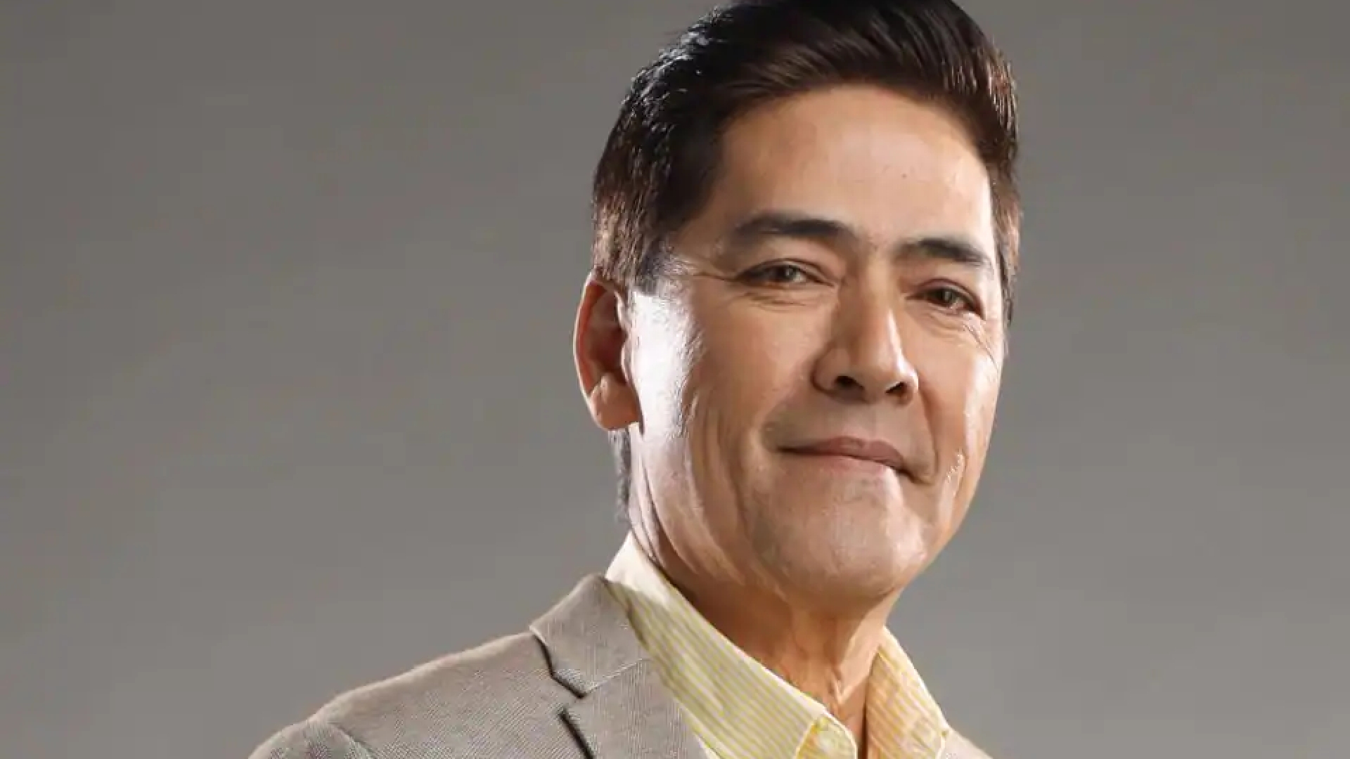 Vic Sotto claims there is no rivalry between him and the cast of "It's Showtime," saying, "Iba ang kaaway namin."